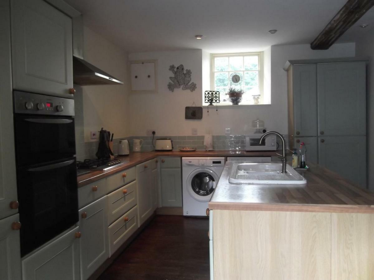 Villa Manor House Annex - Sleeps Up To 6 People à Shepton Mallet Extérieur photo